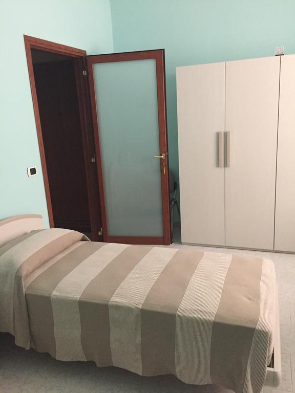 Preziosa Pensión Portici